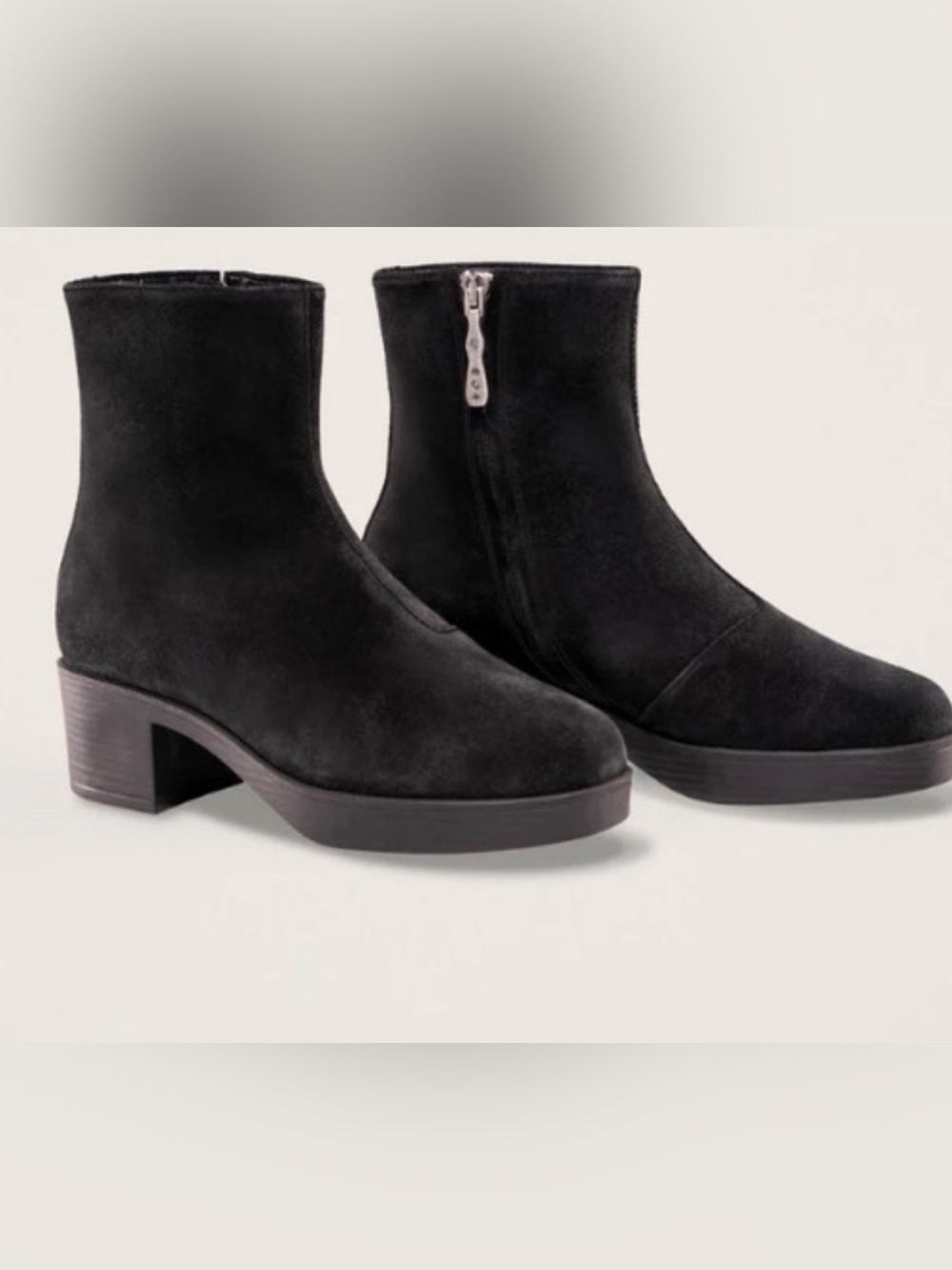 NWT Lazo Black ultra Suede Ankle Boots with Side Zip and Block Heel